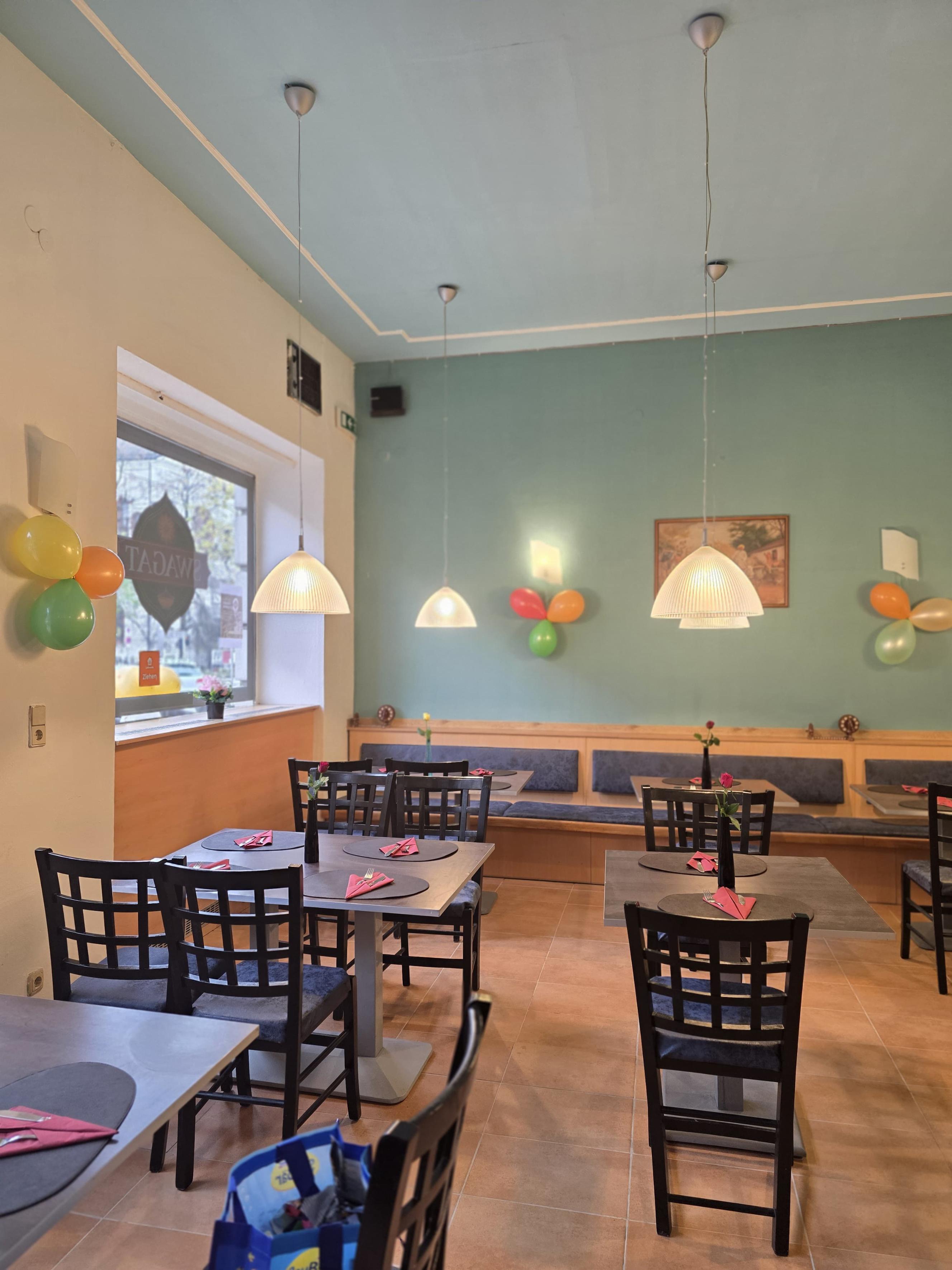 Swagat Indian Restaurant ambiance image 1